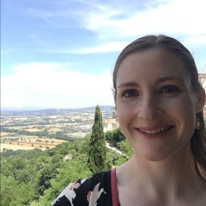 Meet your Posher, Liana